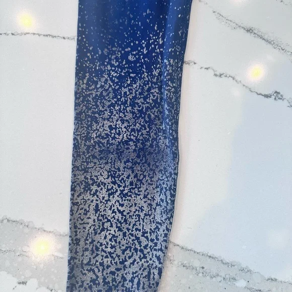 Beyond Yoga Blue Glitter Leggings - Picture 11 of 11